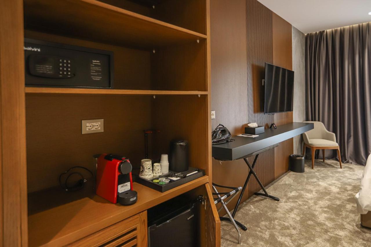 Urbanin Apartment & Hotel ティラナ エクステリア 写真