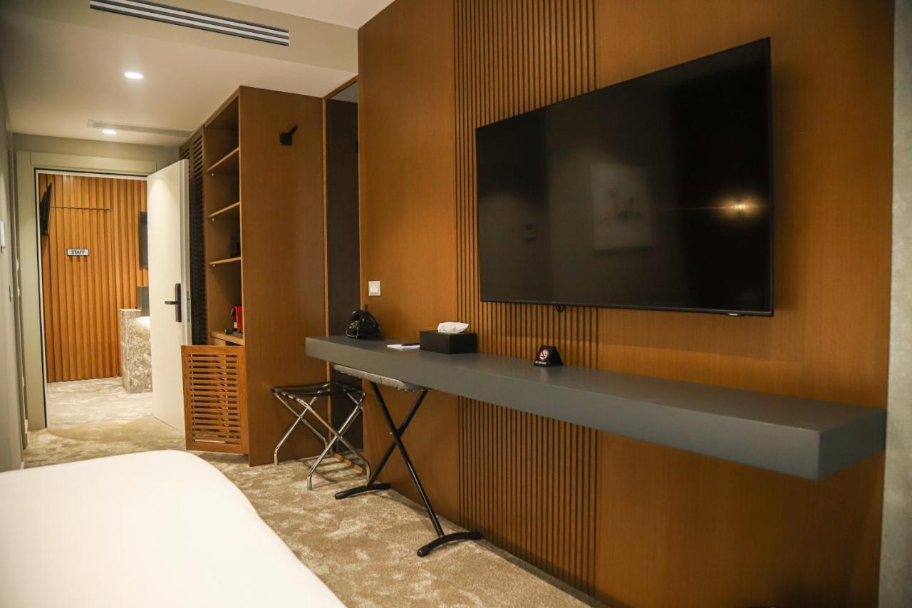 Urbanin Apartment & Hotel ティラナ エクステリア 写真