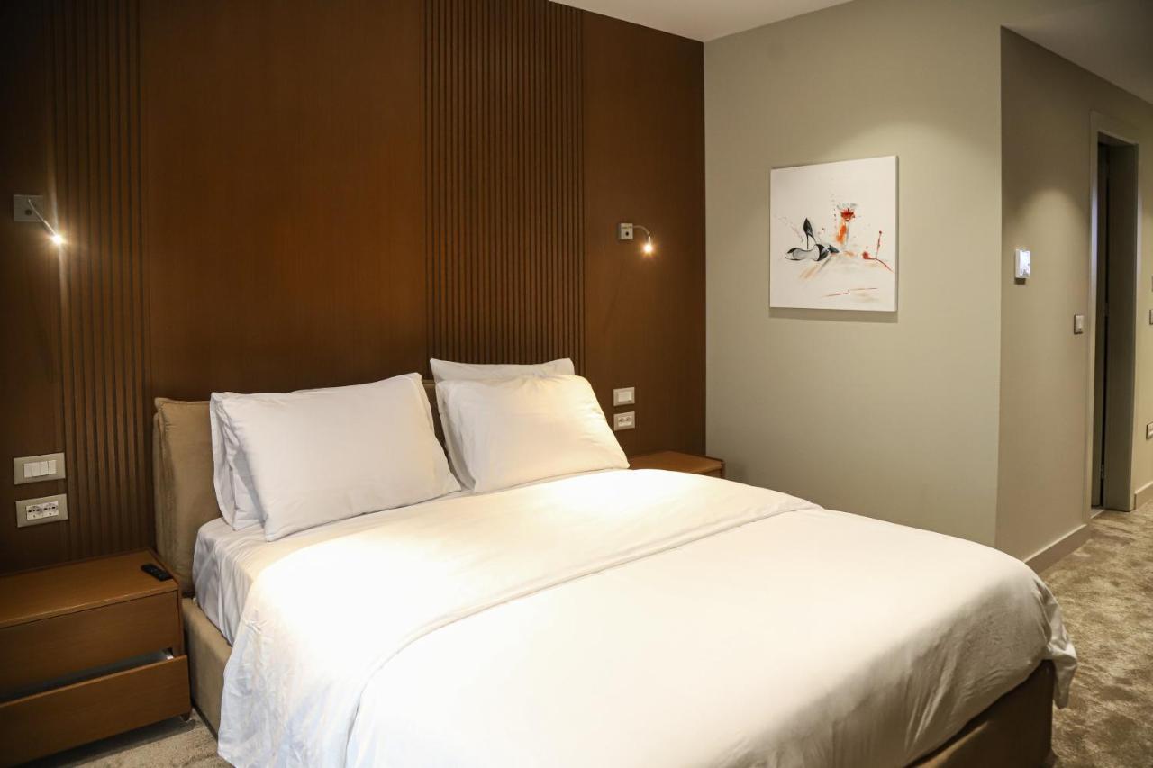 Urbanin Apartment & Hotel ティラナ エクステリア 写真
